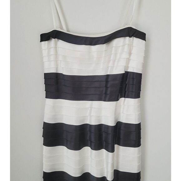 BCBGMAXAZRIA Strapless Tiered Dress in Black & White Size 2 - Picture 4 of 11